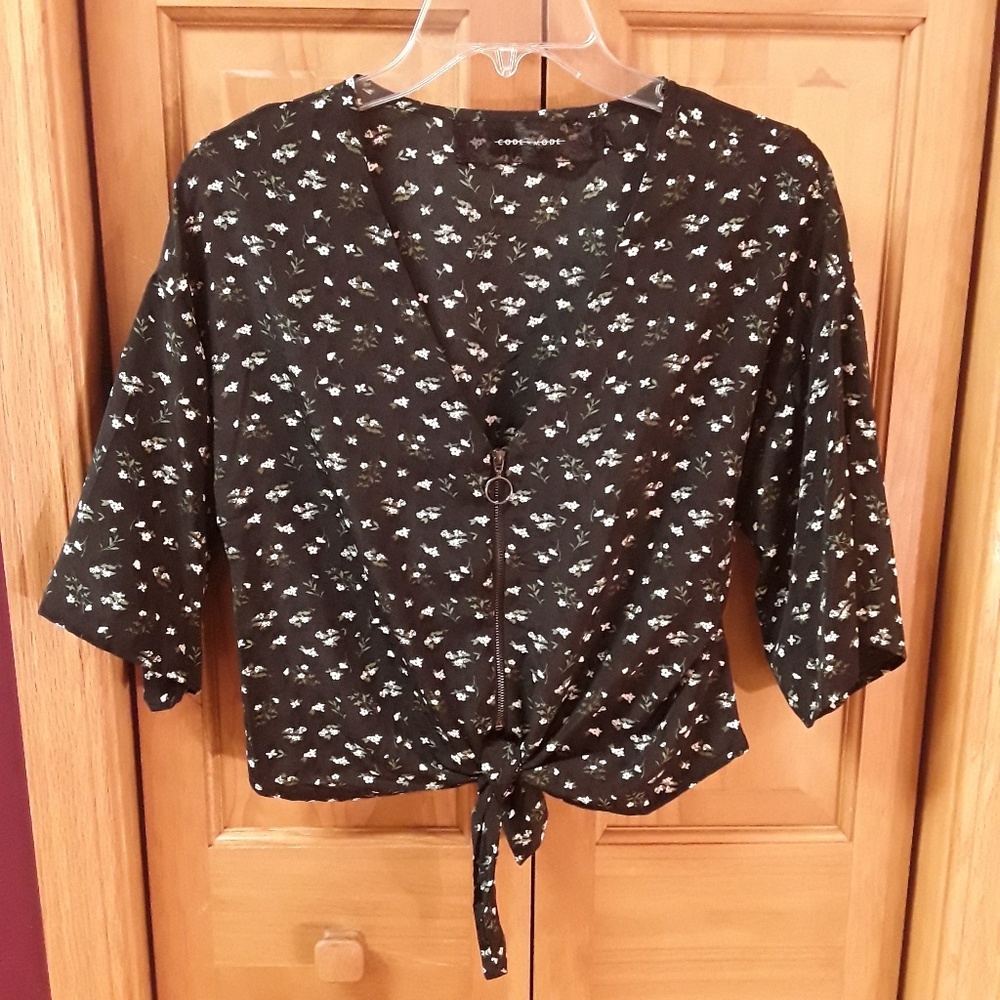 Code x Mode Floral Top